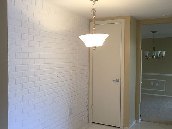 4th image of 8603 Mill Creek Ln
