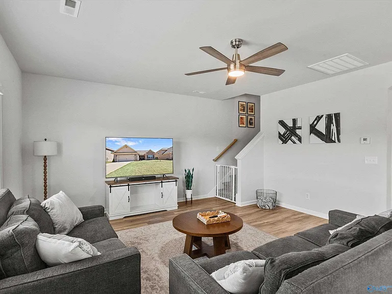 209 Allegro Cir — Photo 10
