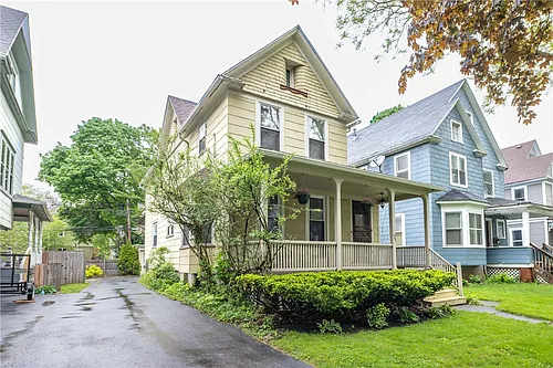 39 Boardman St #UPPER Photo 1