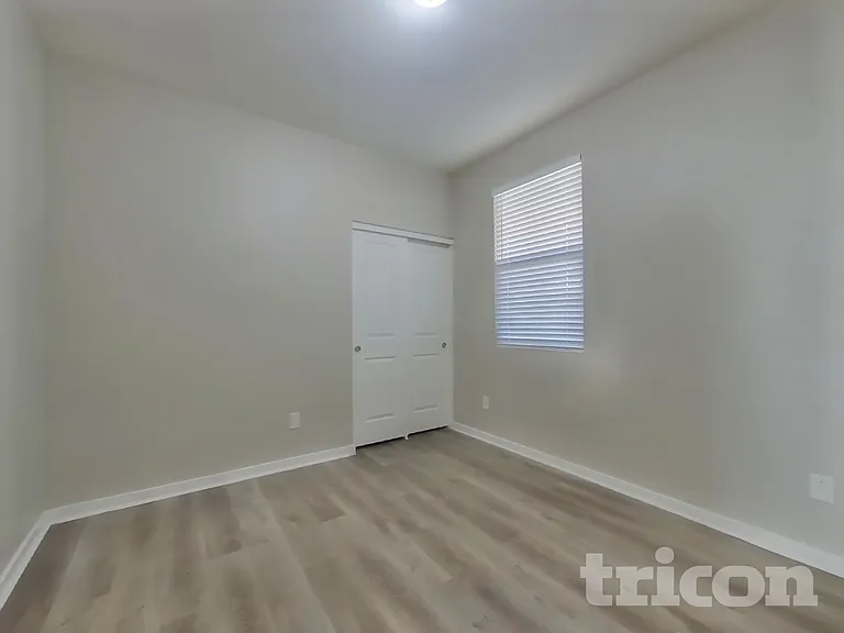 14366 S Pershing St — Photo 12