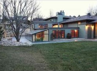 3400 Spencer Dr, Bettendorf, IA 52722