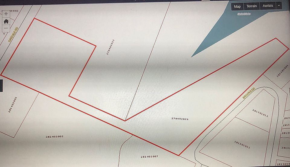 2nd image of 326 Brooks Dr