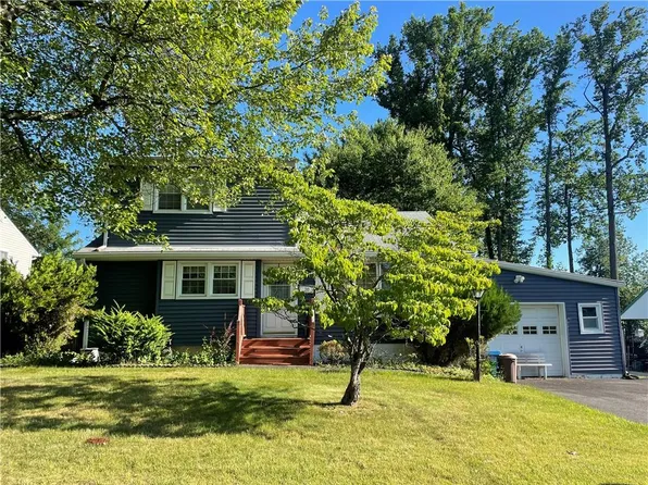 20 Barnes Drive, Garnerville, NY 10923