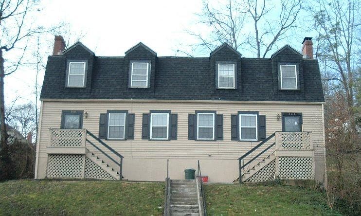 1st image of 300 Clay St