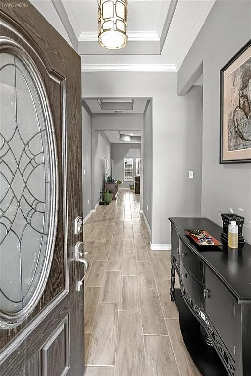 4 bed, 2.0 bath, 2139 sqft, $2,800 — Photo 3
