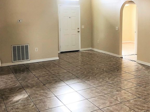 3rd image of 2908 Elbib Dr