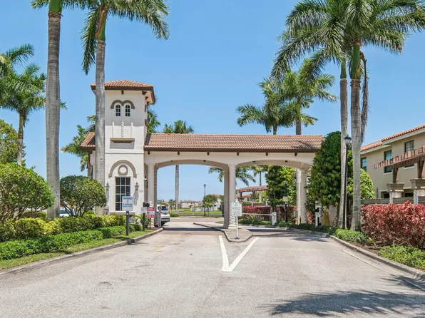 1009 Kapok Lane, Riviera Beach, FL 33410