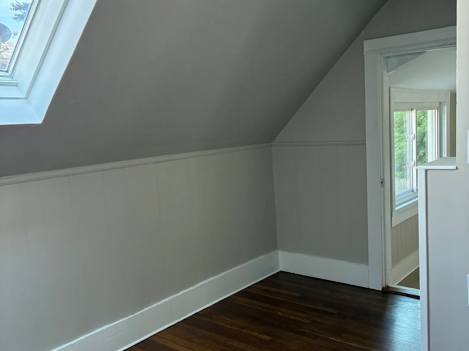 4 bed, 1326 sqft, $2,400 — Photo 3