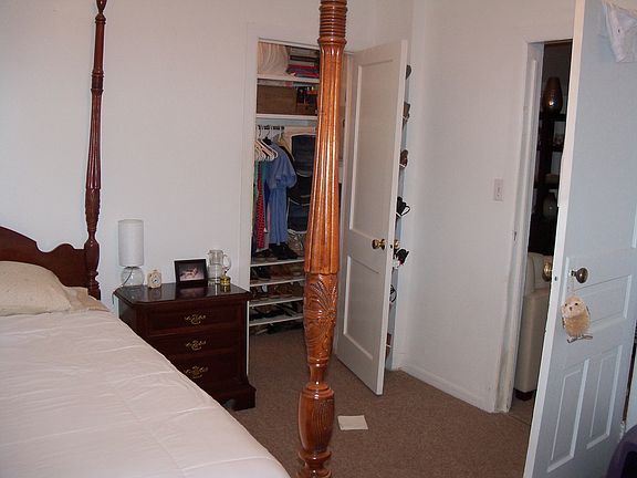 Bedroom/closet
