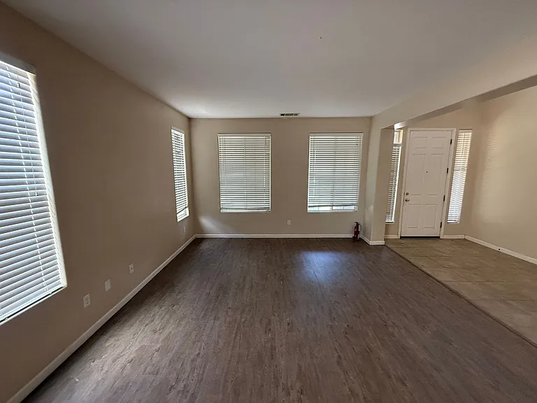 11425 Mondego Dr — Photo 6