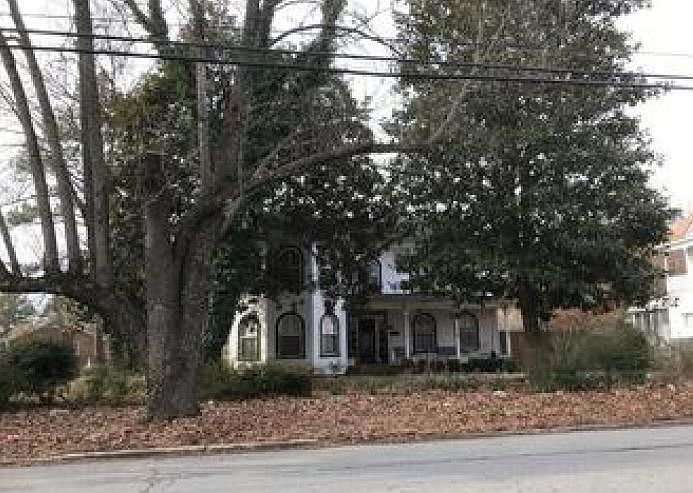 1st image of 703 Windsor Ave