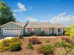 132 Mercedes Rd, Fallbrook, CA 92028