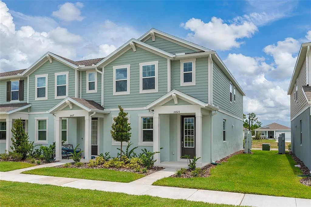 4 bed, 2.5 bath, 1678 sqft, $2,795 — Photo 2