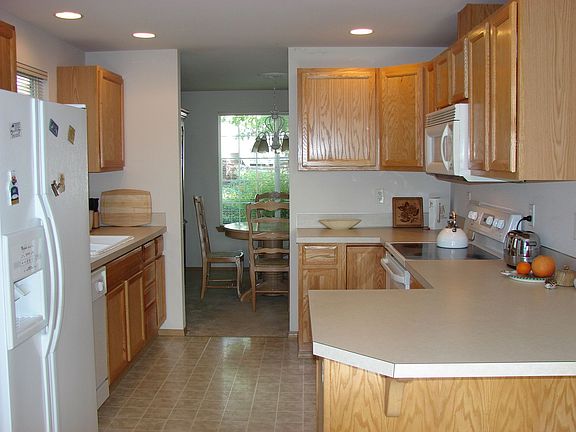 4th image of 2907 Sugarloaf Ln SE