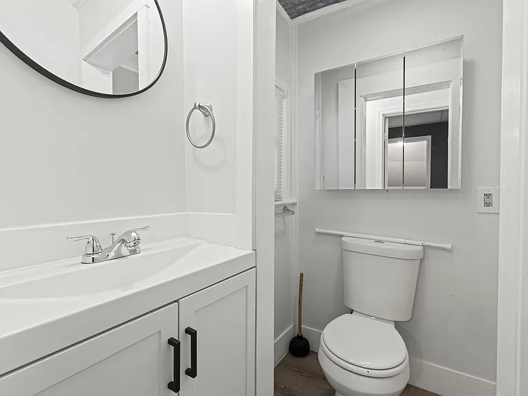 205 Darrow Ave #3R — Photo 13