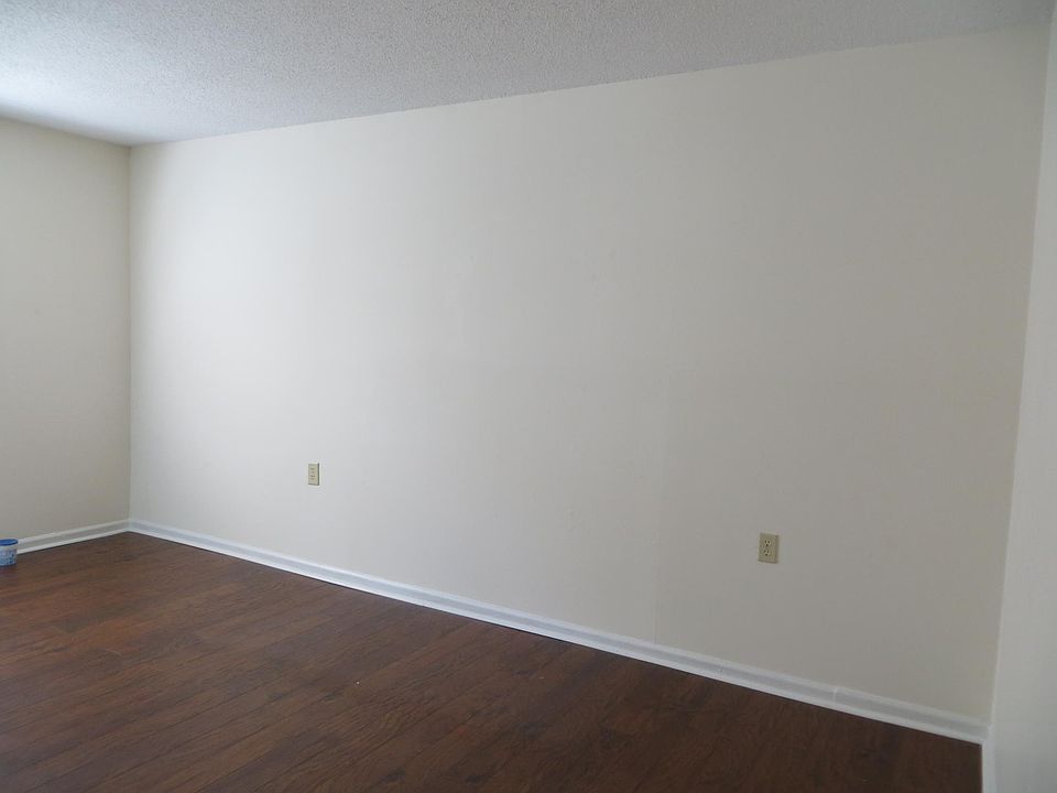 2nd image of 315 Ashbrook Rd APT 7
