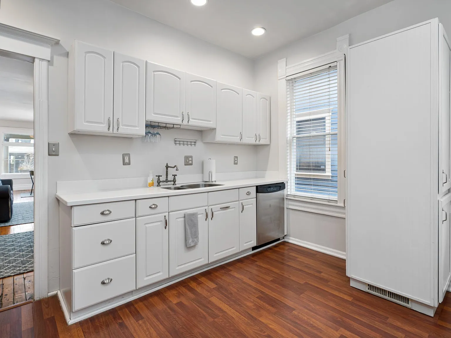 2 bed, 1537 sqft, $2,500 — Photo 2