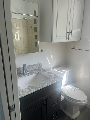 1213 Park Ave #2 Photo 1