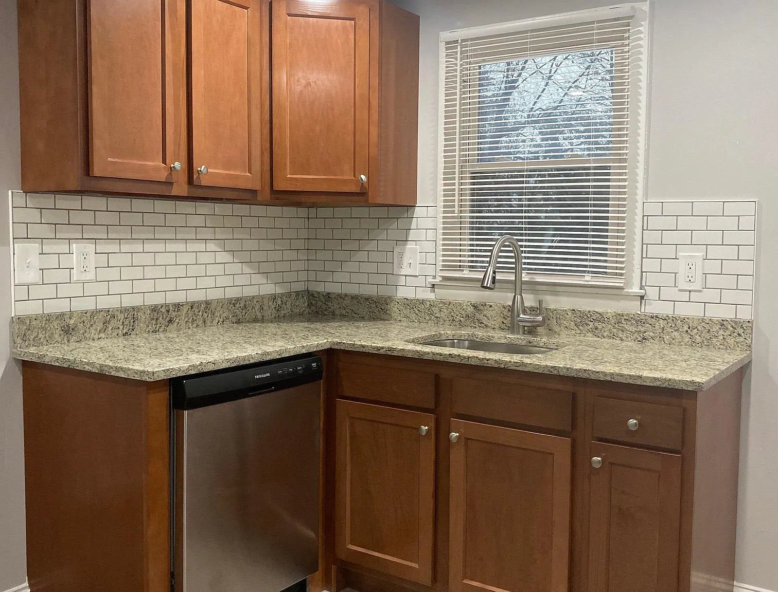 Evergreen Manor — Photo 4