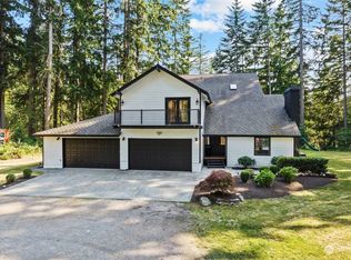 18825 NE 202nd St, Woodinville, WA