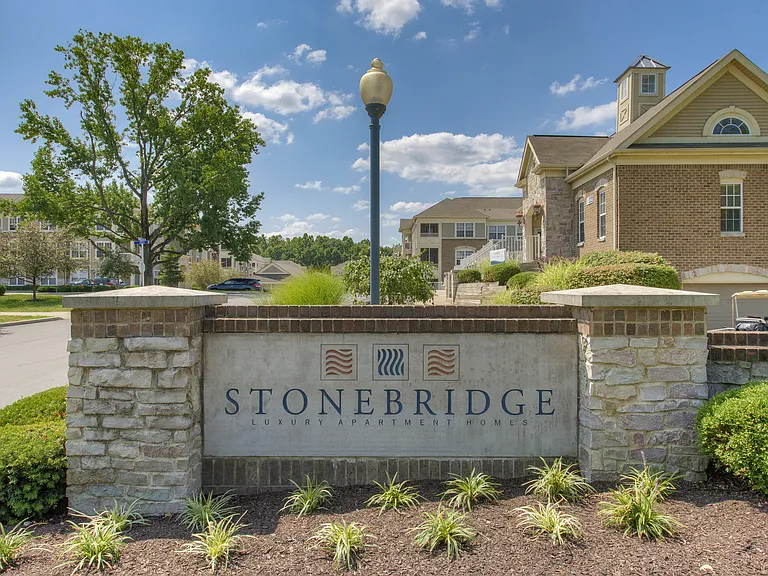 StoneBridge Luxury Apartment Homes — Photo 26