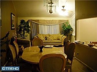 2nd image of 5 La Salle Dr