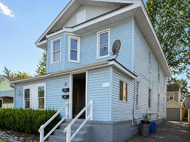 21 Atkins Ave #A — Photo 1
