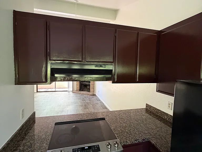 1765 W 3rd St — Photo 30