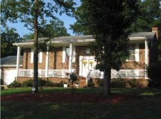 10 Hickory Ln, Fort Oglethorpe, GA 30742