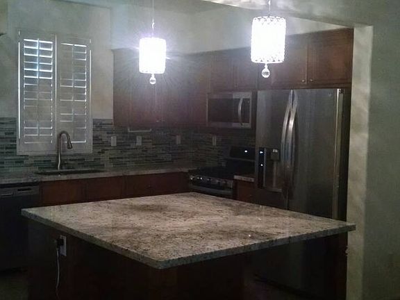 4th image of 1957 Oakwood Way