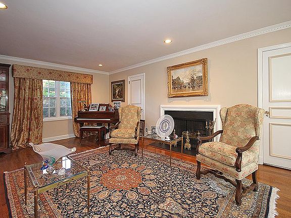 Spacious and elegant