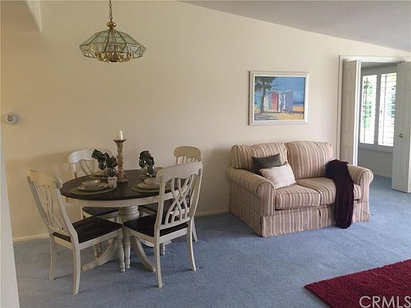 High smooth ceilings in this bright space