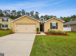 405 Cedar Breeze Dr, Kingsland, GA 31548