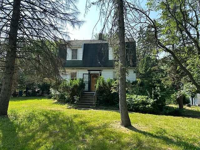 12917 Archer Ave photo 1