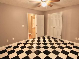 29 Lee Rd, Columbus, MS 39705