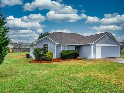2166 Broad St, Statham, GA, 30666
