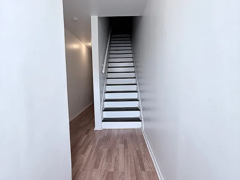 1820 W Fayette St #2 — Photo 3