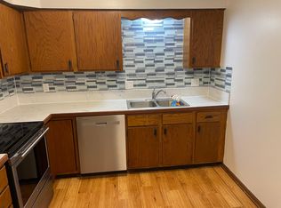 725 Griffith Dr APT 3, Manhattan, KS 66502