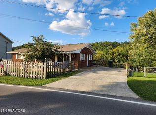 322 Apple Valley Rd, Sevierville, TN 37862