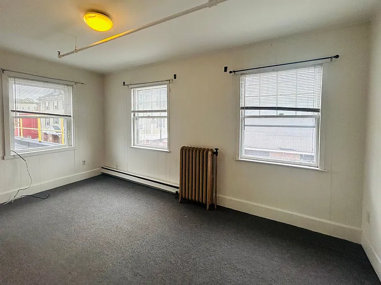 58 Main St — Photo 8