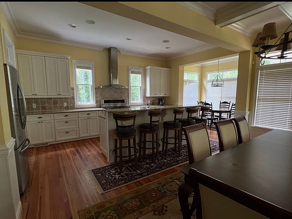 5th image of 349 Shaw Springs Rd