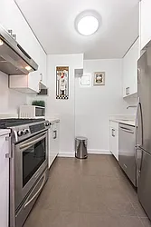 Rented by Manhattan Apartment Organization