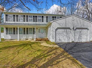 127 Ticonderoga Dr, Toms River, NJ