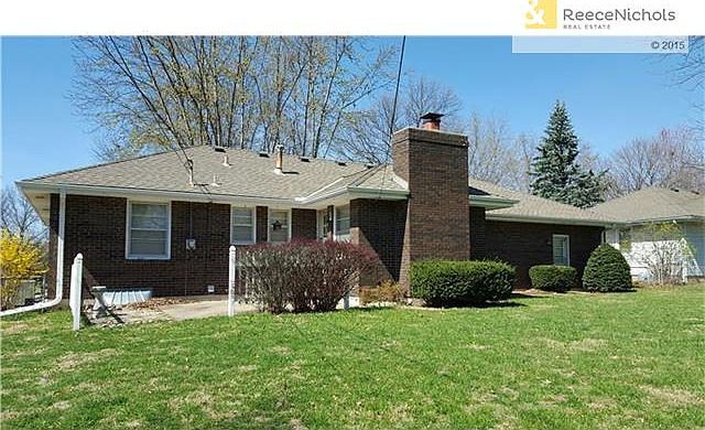 2nd image of 600 NE 1st St
