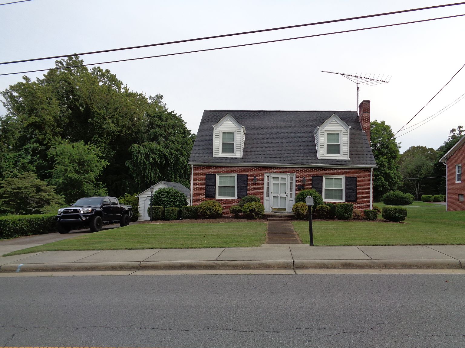 427 Elk Spur St, Elkin, NC 28621 Zillow