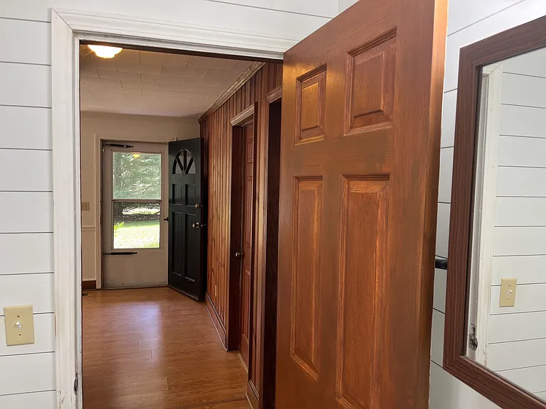 Sparrow Springs Rd — Photo 29