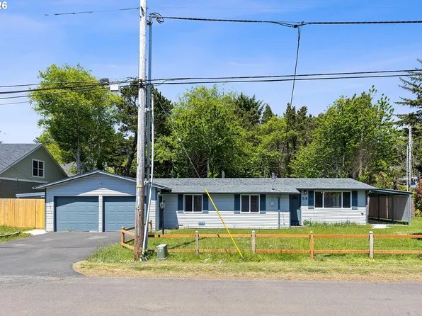 55 Alderwood St, Gleneden Beach, OR 97388