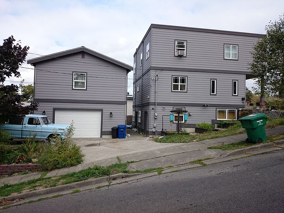 2nd image of 4633 43rd Ave S
