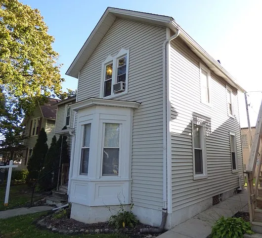 167 Park St photo 1