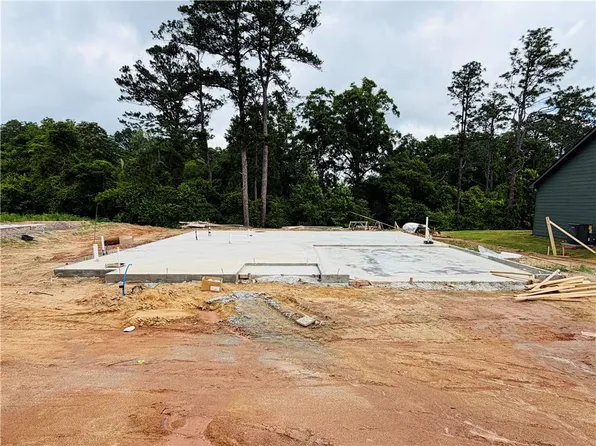 1352 Lee Road 219, Phenix City, AL 36870
